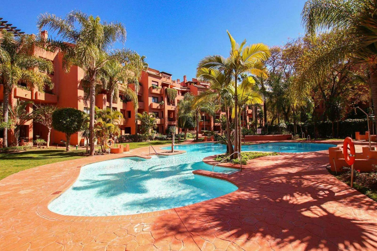 マルベーリャPiso 4 Hab. - Elviria Playaアパートメント エクステリア 写真